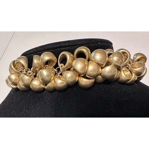 Lia Sophia "Cha Cha Cha" Gold Tone Bracelet Chunky Gold Tone Charm Statement - Picture 2 of 4